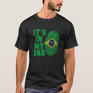 Camiseta É no meu DNA que a bandeira do Brasil cortou o vin