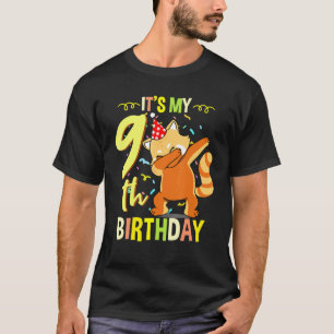 Camiseta É o meu 9º aniversário a abater o Panda Vermelh