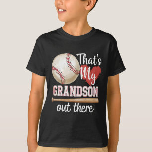 Camiseta É o meu neto lá fora, a vovó de beisebol.
