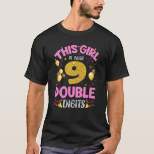 Camiseta É o meu nono aniversário, esta rapariga tem agora