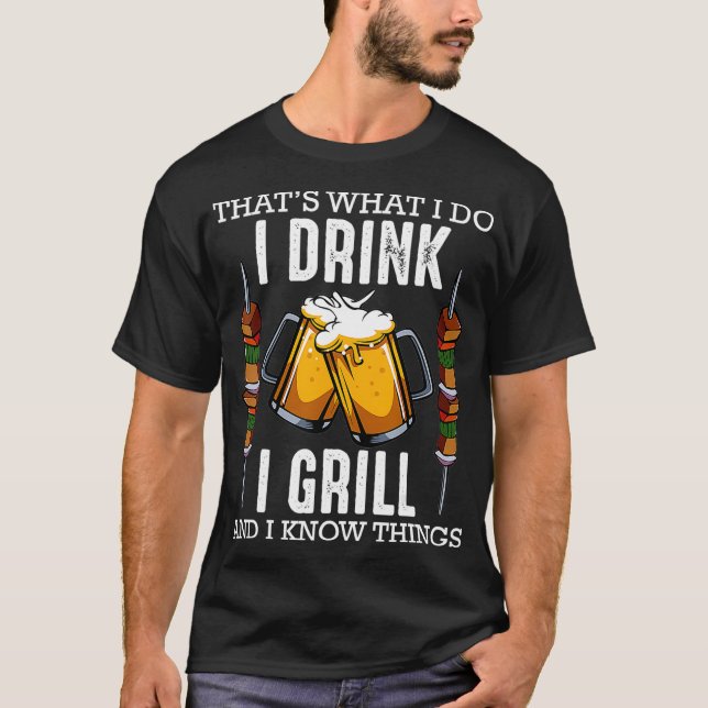 Camiseta É O Que Eu Bebo Que Giro E Sei Coisas (Frente)