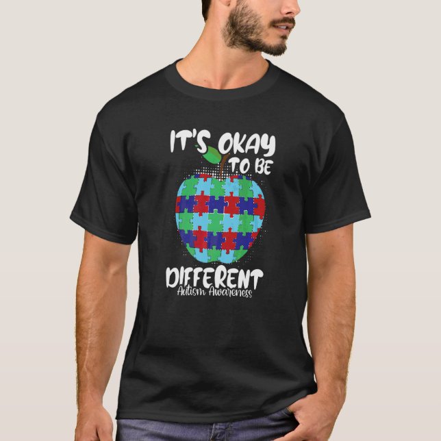 Camiseta É Ok Ser Diferente Maçã Conscientização do Autismo (Frente)