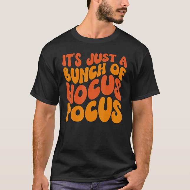 Camiseta É só um monte de Hocus Pocus Retro Wavy Hallow (Frente)