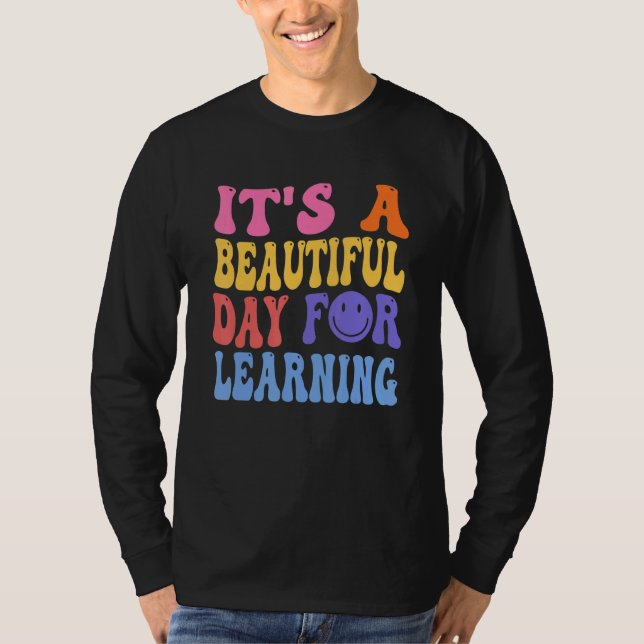 Camiseta É Um Belo Dia Para Aprender Professor Retro Estud (Frente)