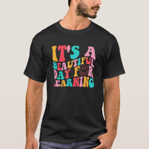 Camiseta É Um Belo Dia Para Aprender Professor Retro Estud