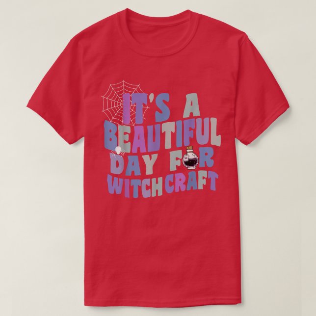 Camiseta É um belo dia para o feiticeiro-reverso (Frente do Design)