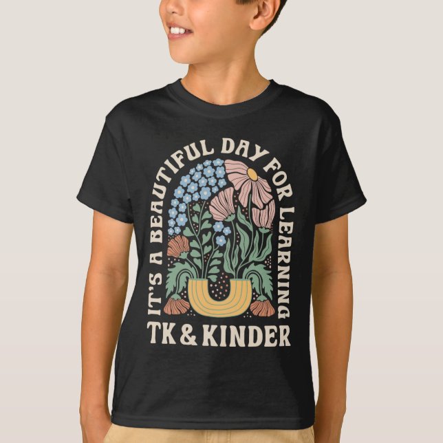 Camiseta É Um Belo Dia Para O Professor De Kinder Aprender  (Frente)