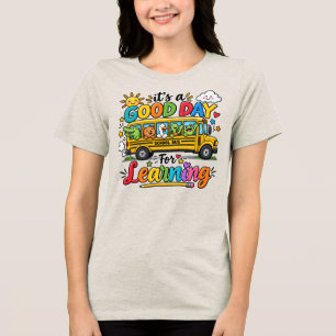 Camiseta É Um Bom Dia Para Aprender Crianças de Ônibus Esco