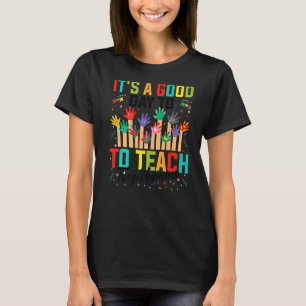 Camiseta É Um Bom Dia Para Ensinar Um Pequeno Prestador De