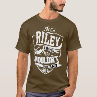 Camiseta É um presente de coisas do RILEY