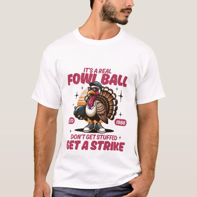 Camiseta É uma bola de galinha. (Frente)