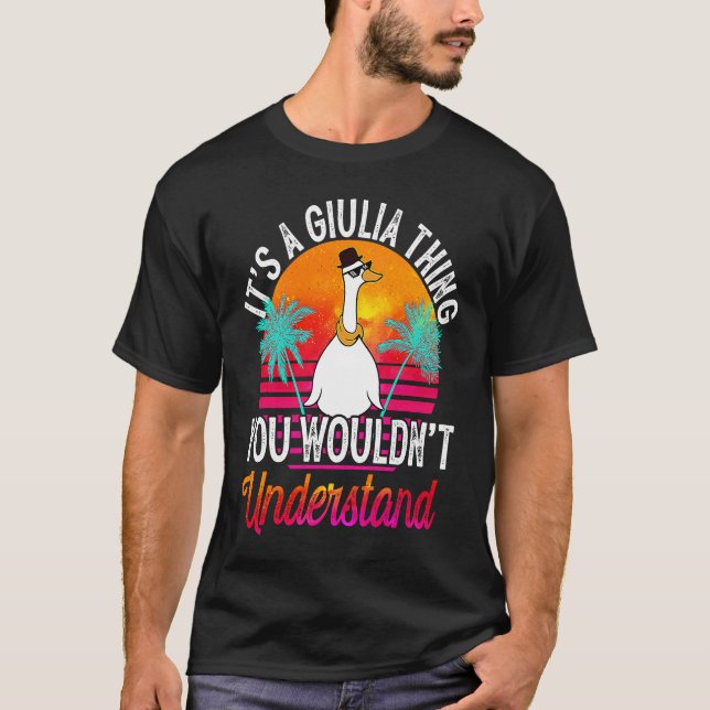 Camiseta É uma Coisa de Giulia que Você Não Entenderia  Giu (Frente)