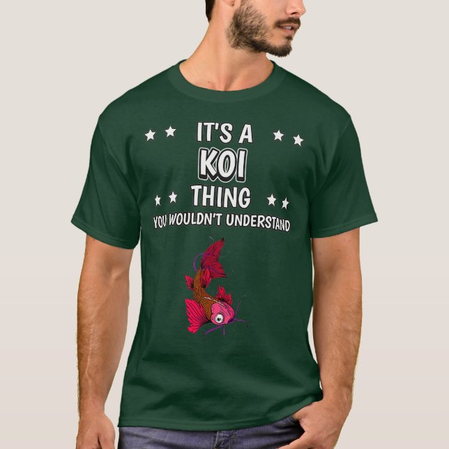 Camiseta É uma Coisa Koi Engraçada Peixe Kois Premium (Frente)