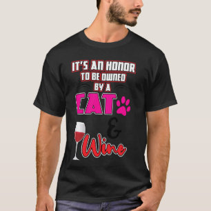 Camiseta É Uma Honra Ser Propriedade De Um Pato De Gato E V