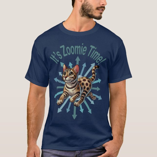 Camiseta É Zoomie Time Bengal Cat (Frente)