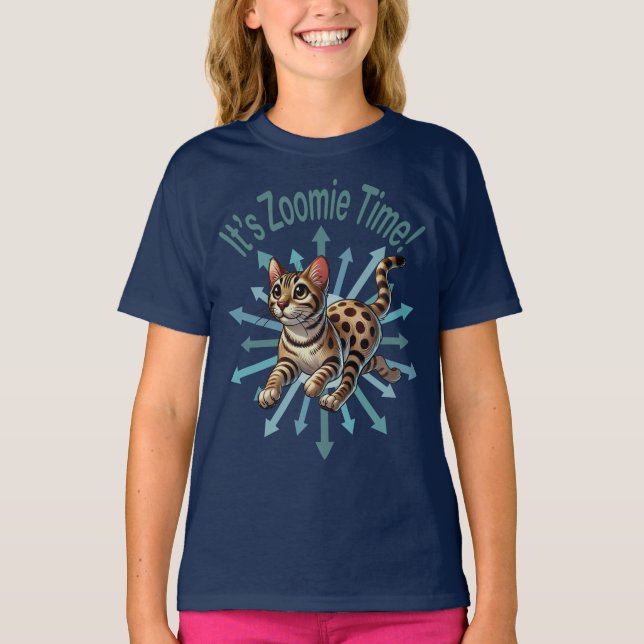 Camiseta É Zoomie Time Bengal Cat (Frente)
