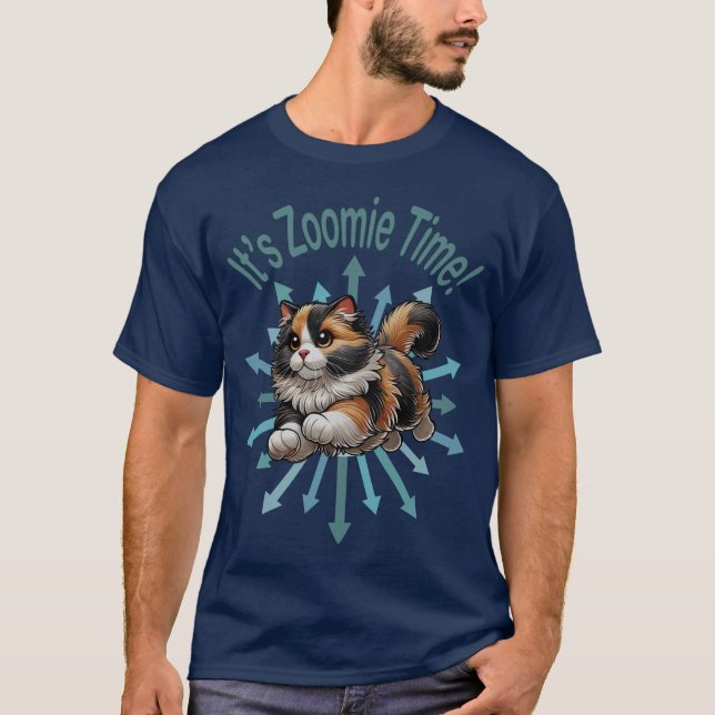 Camiseta É Zoomie Time Calico Cat (Frente)