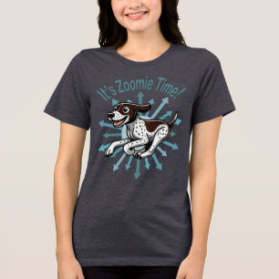 Camiseta É Zoomie Time — Ponteiro Alemão Curto