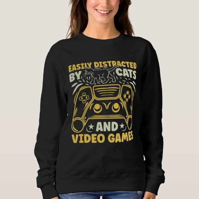 Camiseta Easily Distracted by Cats and Video Games (Frente)