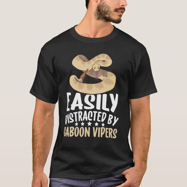 Camiseta Easily Distracted By Gaboon Vipers Snake Owner (Frente)