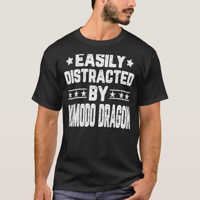 Camiseta Easily Distracted By Komodo Dragon   Reptiles (Frente)