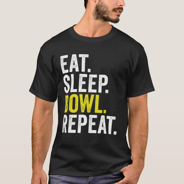 Camiseta Eat Sleep Bowl Repeat Cricket Bowling (Frente)