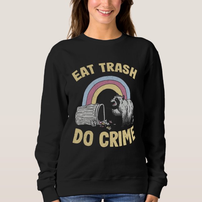 Camiseta Eat Trash Do Crime Rainbow Raccoon (Frente)