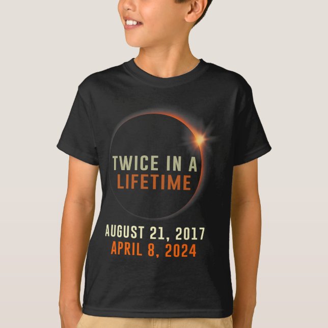 Camiseta Eclipse Solar Total Duas Vezes Num Solar De Vida 2 (Frente)