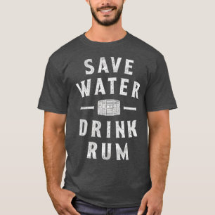 Camiseta Economize Água Beba Rum