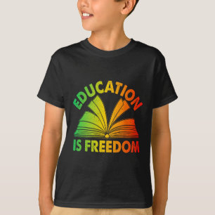 Camiseta Educação de História Negra é Livros de Liberdade H