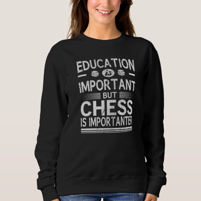 Camiseta Educação É Importante, Mas Xadrez É Importante (Frente)