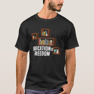 Camiseta Educação é Liberdade História Negra Estante de Liv