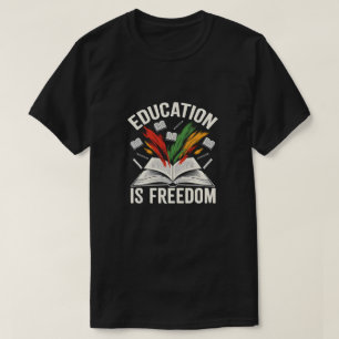 Camiseta Educação é Livro de Amor do Professor da Liberdade