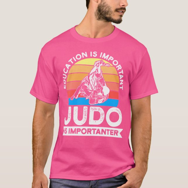 Camiseta Educação Judô É Mais Importante Judô (Frente)