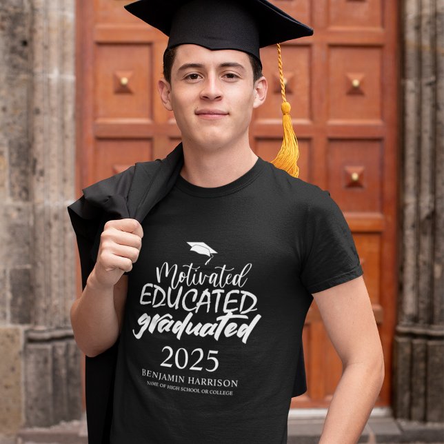Camiseta Educado motivado | Graduação (Criador carregado)