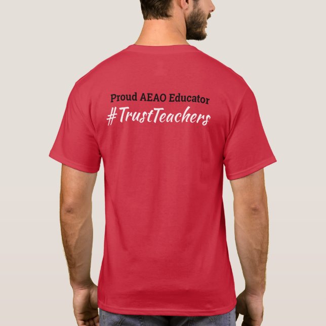 Camiseta educadora orgulhosa (vermelha) (Verso)