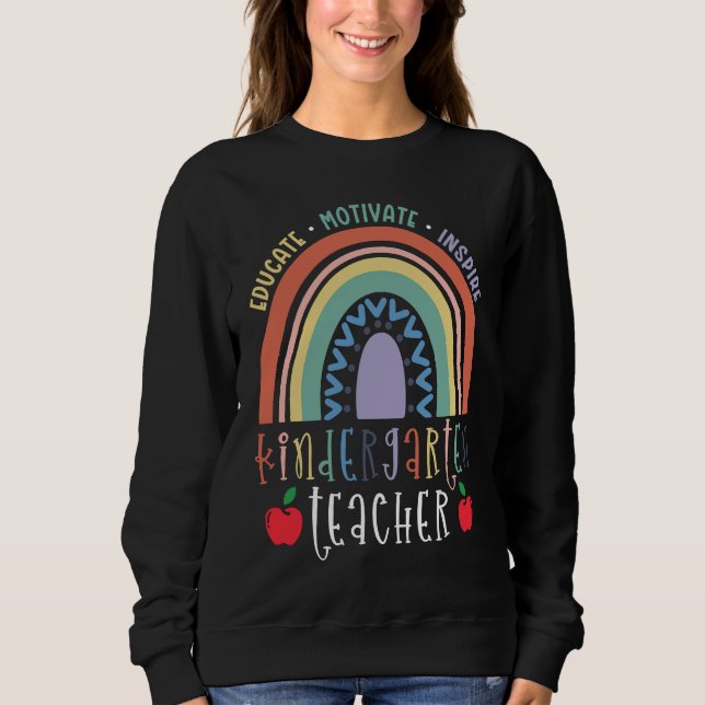 Camiseta Educate Motivate Inspire Kindergarten Teacher Rain (Frente)