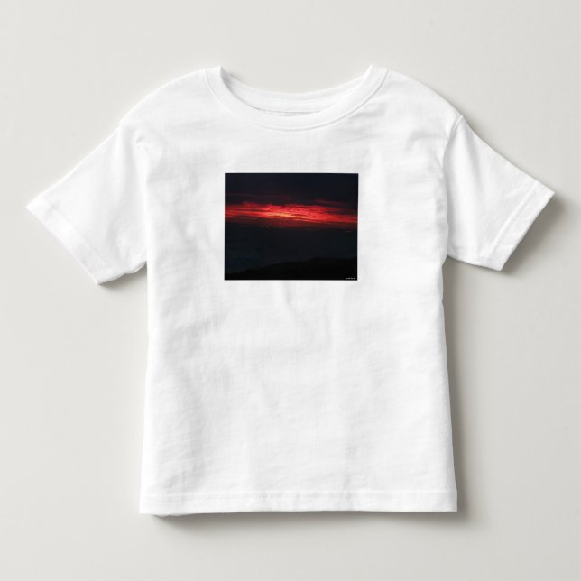 Camiseta Eerie But Beautiful Sunset (Frente)