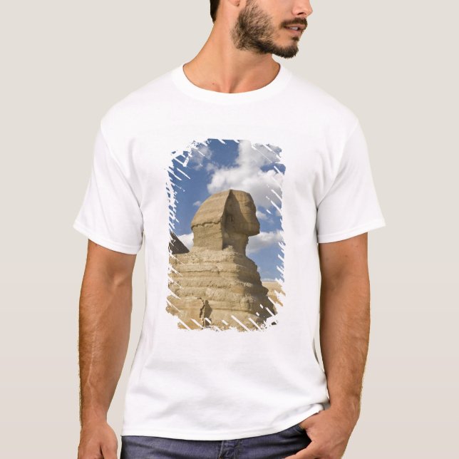 Camiseta Egito, Gizé. A grande Esfinge ergue-se acima do (Frente)