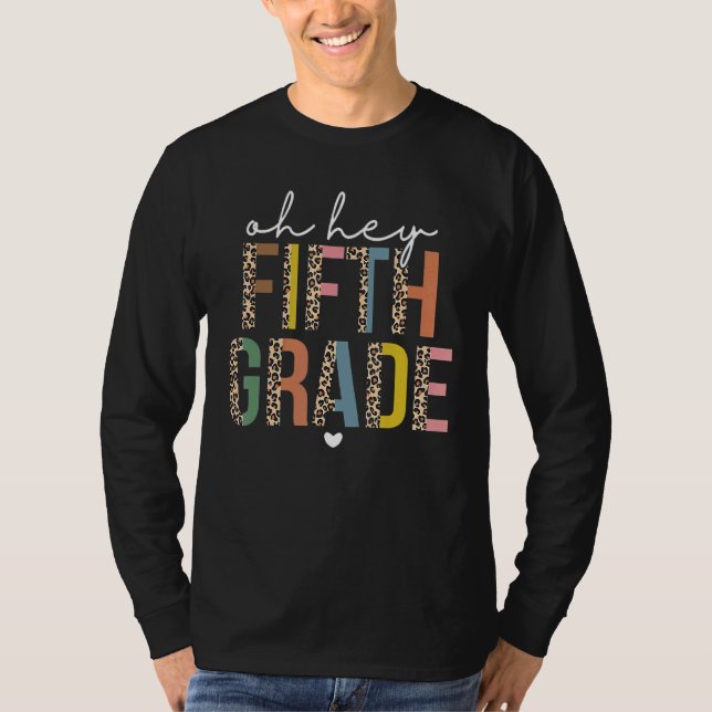Camiseta Ei, 5º ano de volta à escola, Leopardo. (Frente)