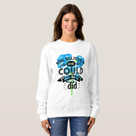 Camiseta Ela Acreditava Que Podia. | Floral Azul
