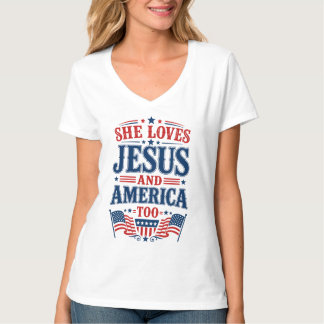 Camiseta Ela Ama Jesus e a América Também