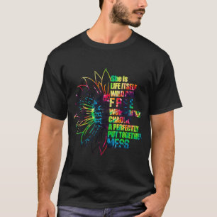 Camiseta Ela é a própria Vida Selvagem e Livre Maravilhosam