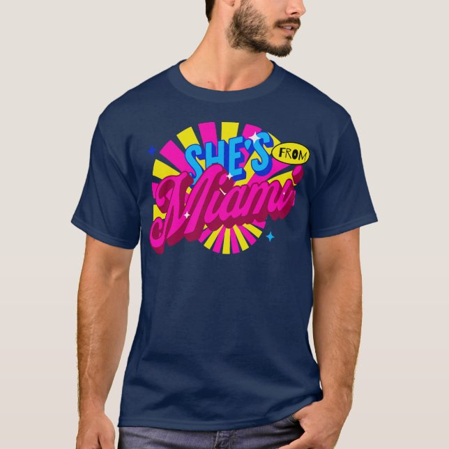 CAMISETA ELA É DE MIAMI (Frente)