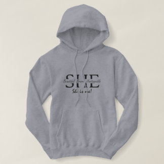 Camiseta "ela é eu" capuz
