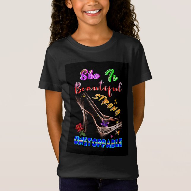 Camiseta Ela É Linda Forte Inparável (Frente)
