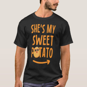 Camiseta Ela é minha batata doce Eu sou Casais de Ação de G