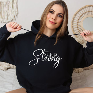 Camiseta Ela é um forte Hoodie religioso
