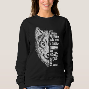 Camiseta Ela é uma poção única de água sagrada e inferno qu