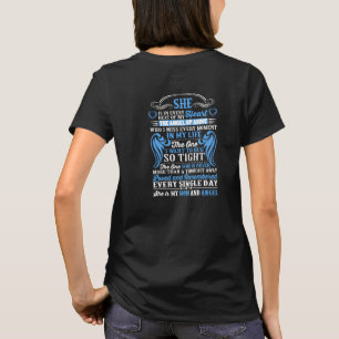 Camiseta Ela está em todos os batidos do meu coração minha